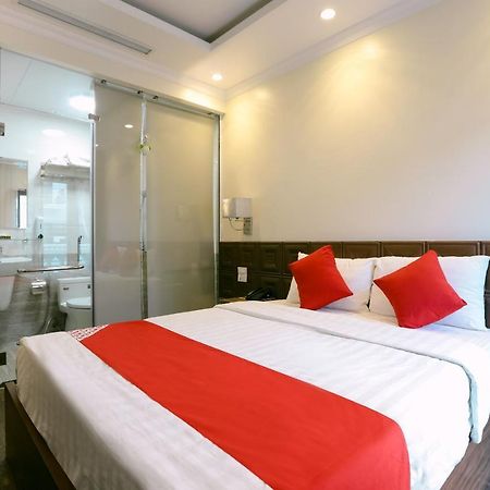 Oyo 562 Halong Legend Hotel Hạ Long Extérieur photo