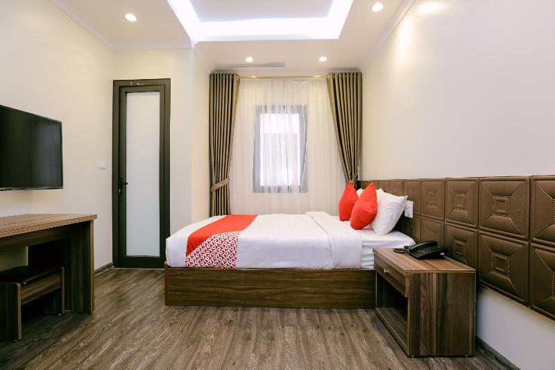 Oyo 562 Halong Legend Hotel Hạ Long Extérieur photo